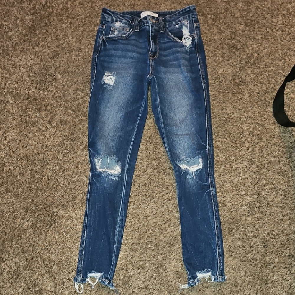 Flying Monkey Ankle Skinny, Mid Rise. 25/25! Dark And Distressed
